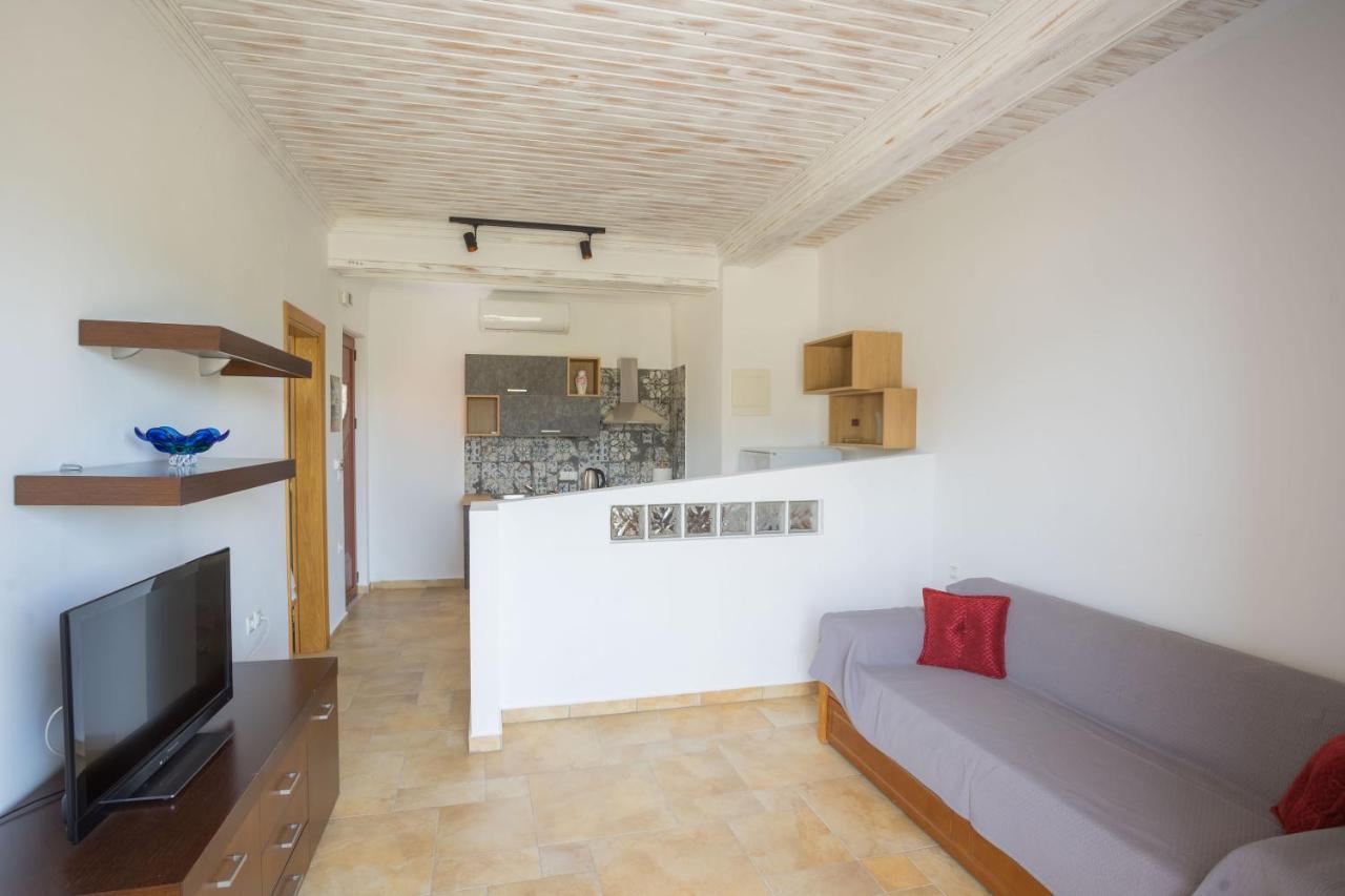 Bay View Suites Vasiliki  Ngoại thất bức ảnh