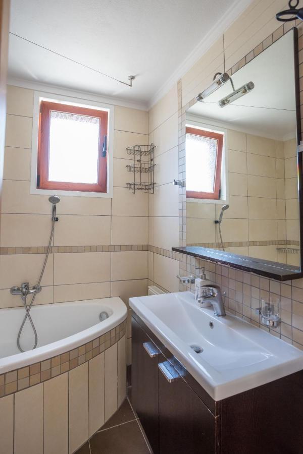 Bay View Suites Vasiliki  Ngoại thất bức ảnh