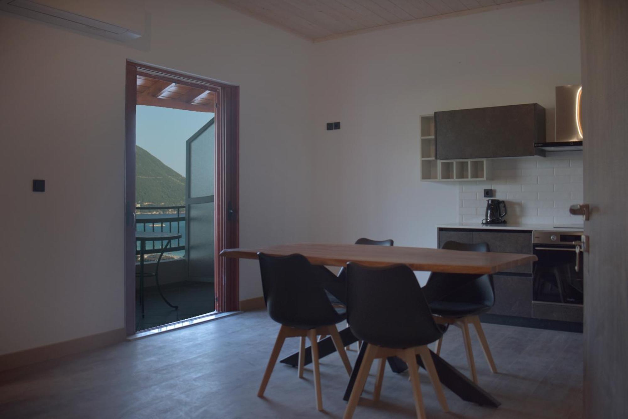 Bay View Suites Vasiliki  Ngoại thất bức ảnh