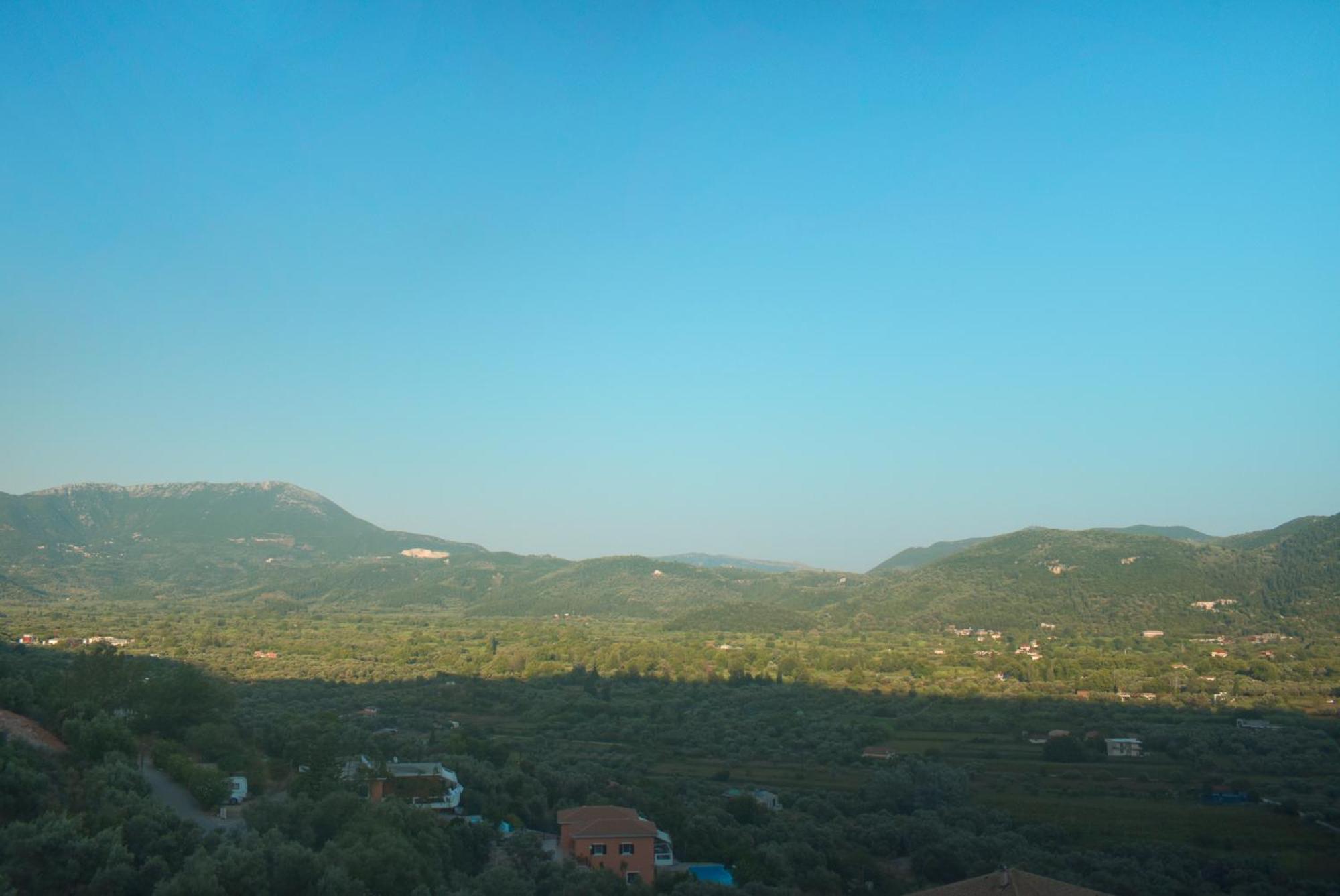 Bay View Suites Vasiliki  Ngoại thất bức ảnh